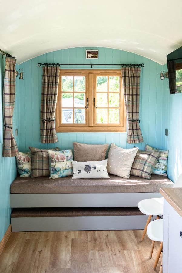 Glamping At South Lytchett Manor Hotel Poole Ngoại thất bức ảnh