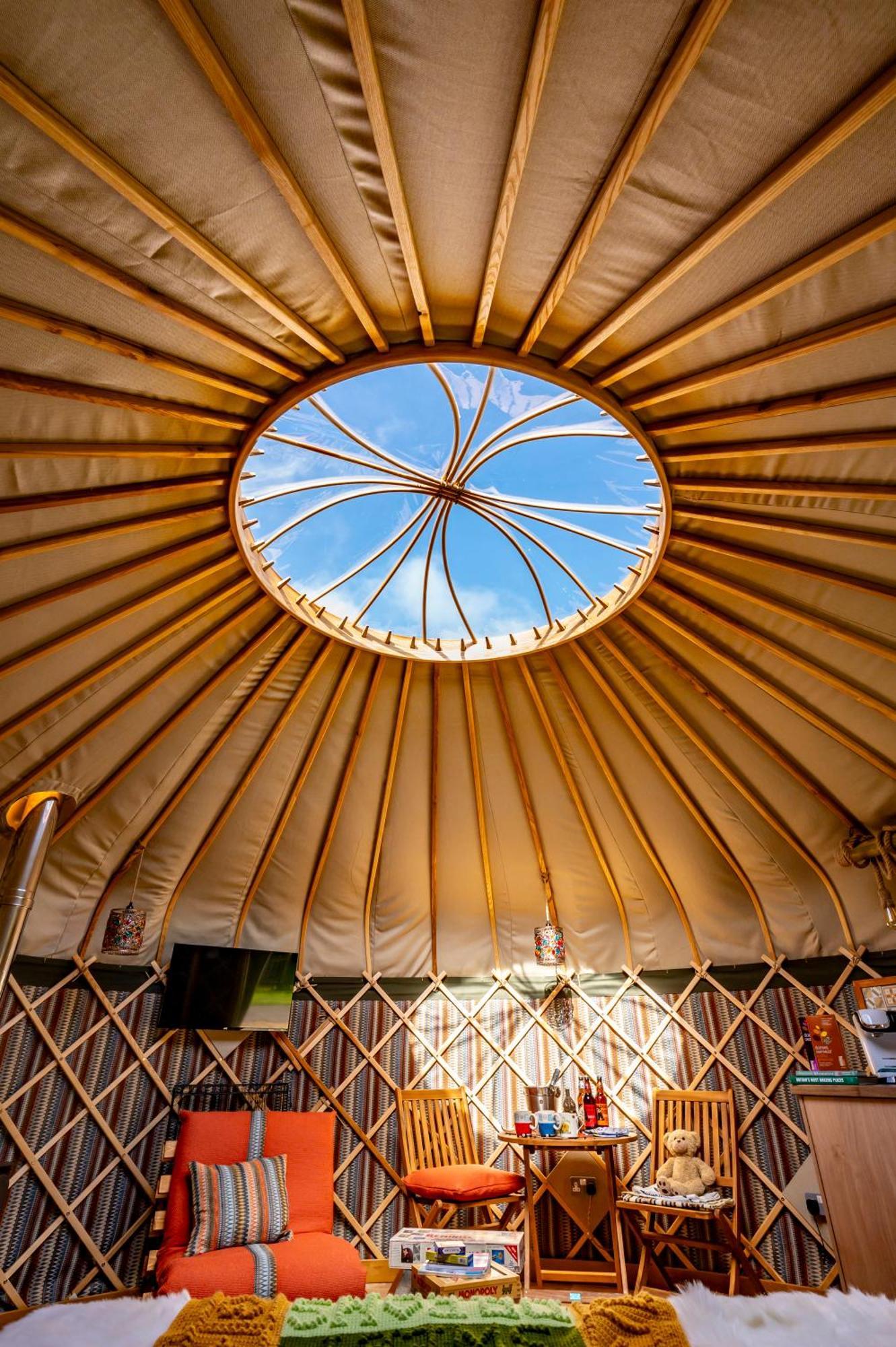 Glamping At South Lytchett Manor Hotel Poole Ngoại thất bức ảnh