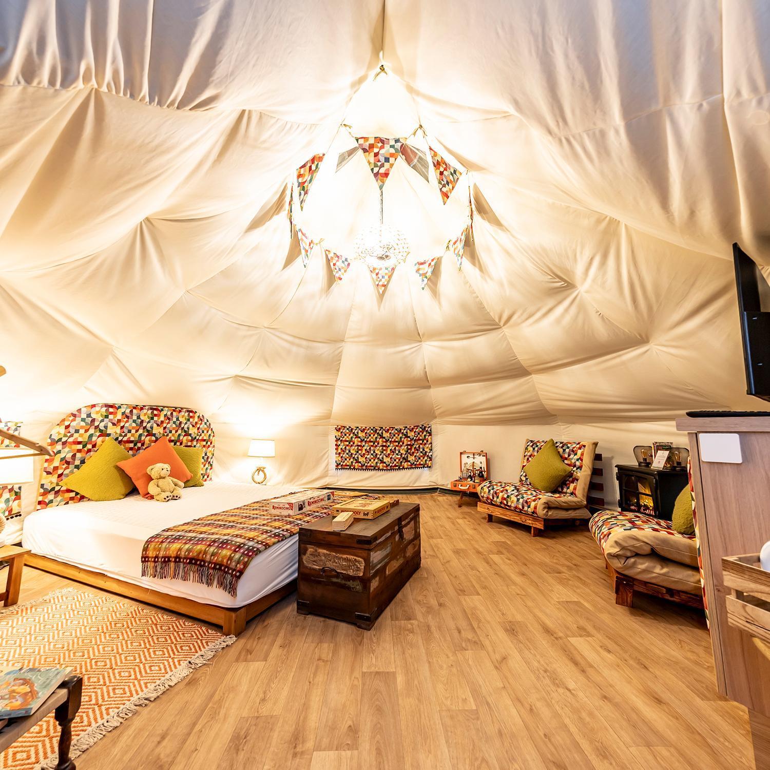 Glamping At South Lytchett Manor Hotel Poole Ngoại thất bức ảnh