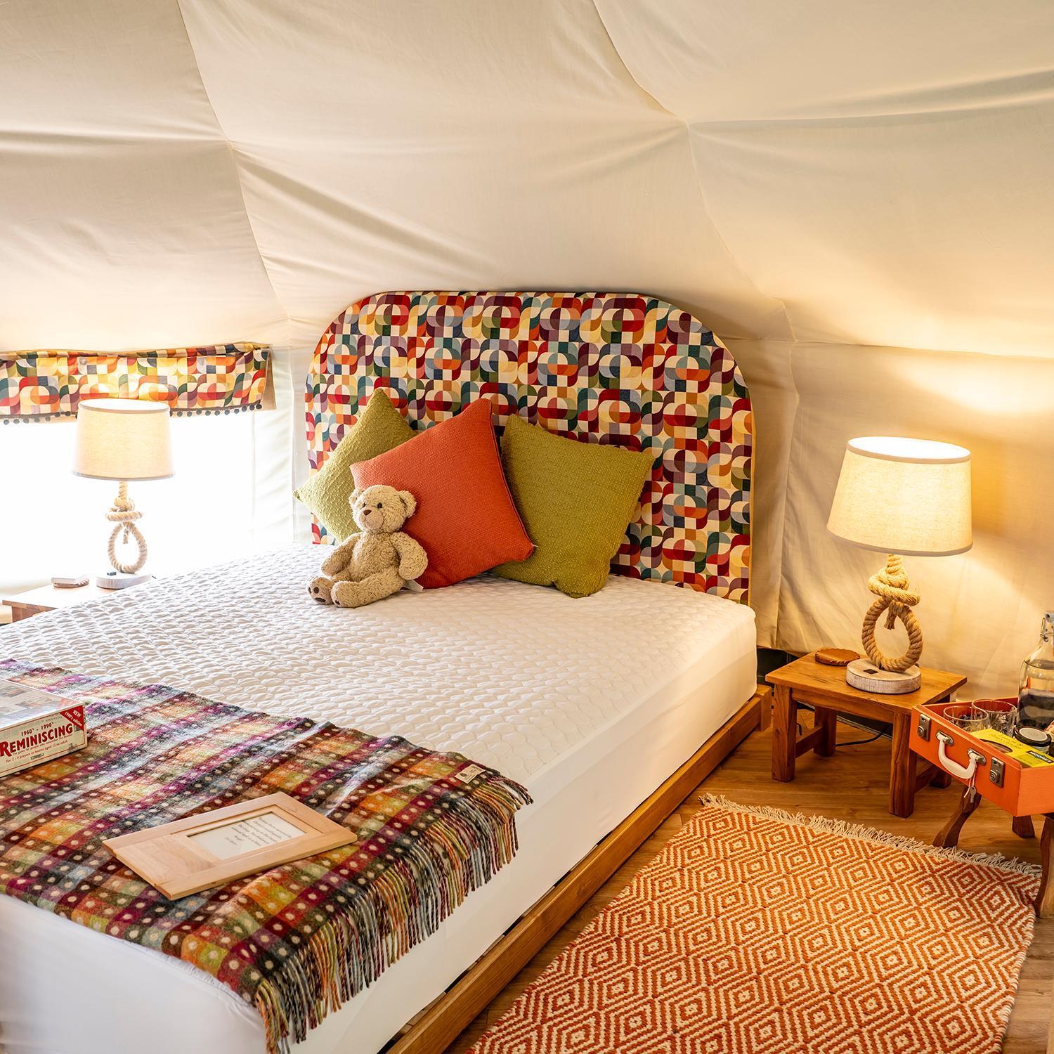 Glamping At South Lytchett Manor Hotel Poole Ngoại thất bức ảnh